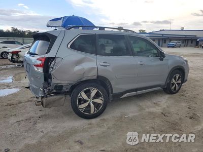 Trzecie zdjęcie samochodu z tyłu: 2021 SUBARU FORESTER TOURING VIN:JF2SKAXC9MH573433 - miniatura