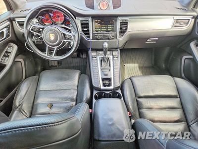 Zdjęcie 8 z 13 samochodu: 2016 PORSCHE MACAN TURBO VIN:WP1AF2A54GLB93673 - miniatura