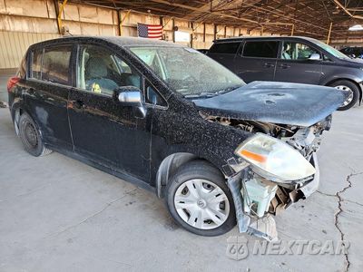 Czwarte zdjęcie samochodu z boku: 2007 NISSAN VERSA 1.8 S VIN:3N1BC13E67L429057 - miniatura