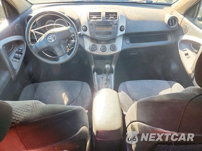 Zdjęcie 8 z 13 samochodu: 2007 TOYOTA RAV4 SPORT VIN:JTMBD32V476035669 - miniatura