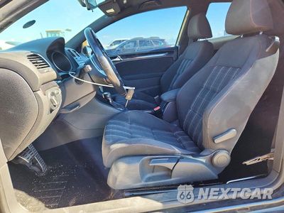 Zdjęcie 7 z 13 samochodu: 2012 VOLKSWAGEN GTI VIN:WVWFD7AJ5CW216636 - miniatura