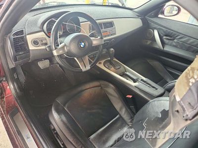 Zdjęcie 8 z 12 samochodu: 2003 BMW Z4 2.5 VIN:4USBT33493LS44355 - miniatura