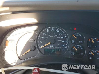 Zdjęcie 9 z 13 samochodu: 2002 GMC YUKON VIN:1GKEC13T52R137429 - miniatura