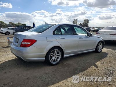 Trzecie zdjęcie samochodu z tyłu: 2012 MERCEDES-BENZ C 250 VIN:WDDGF4HB9CR234072 - miniatura