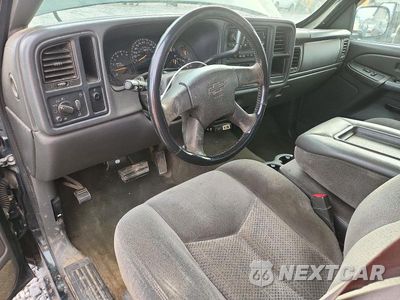 Zdjęcie 8 z 13 samochodu: 2005 CHEVROLET SILVERADO C1500 VIN:1GCEC14T95Z206363 - miniatura