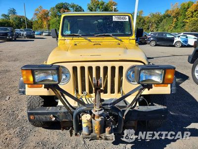 Piąte zdjęcie samochodu w środku: 2001 JEEP WRANGLER / TJ SPORT VIN:1J4FA49S11P349822 - miniatura