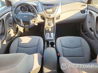 Zdjęcie 8 z 12 samochodu: 2013 HYUNDAI ELANTRA GLS VIN:KMHDH4AE8DU609133 - miniatura
