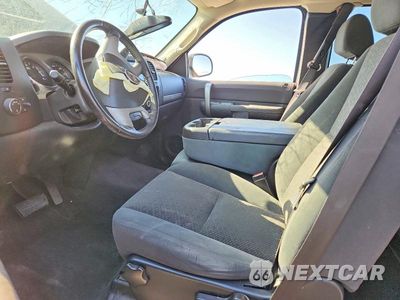 Zdjęcie 7 z 12 samochodu: 2008 GMC SIERRA C1500 VIN:2GTEC19C381101999 - miniatura