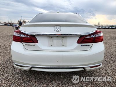 Zdjęcie 6 z 12 samochodu: 2017 HONDA ACCORD HYBRID VIN:JHMCR6F34HC004407 - miniatura