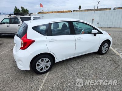 Trzecie zdjęcie samochodu z tyłu: 2017 NISSAN VERSA NOTE S PLUS VIN:3N1CE2CP0HL379909 - miniatura