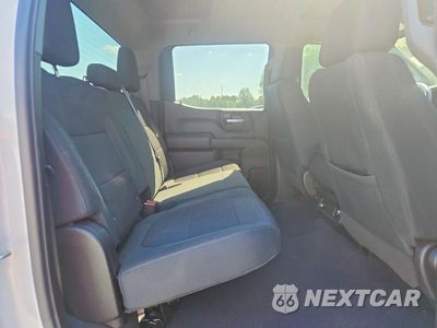 Zdjęcie 10 z 12 samochodu: 2022 CHEVROLET SILVERADO LTD K1500 CUSTOM VIN:1GCPYBEK6NZ215432 - miniatura