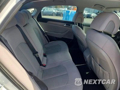 Zdjęcie 10 z 12 samochodu: 2016 HYUNDAI SONATA SE VIN:5NPE24AF7GH260208 - miniatura
