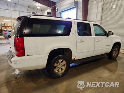 Trzecie zdjęcie samochodu z tyłu: 2011 GMC YUKON XL K1500 SLT VIN:1GKS2KE39BR361134 - miniatura