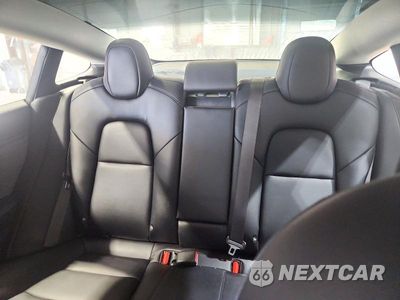 Zdjęcie 10 z 13 samochodu: 2018 TESLA MODEL 3 VIN:5YJ3E1EA2JF071211 - miniatura