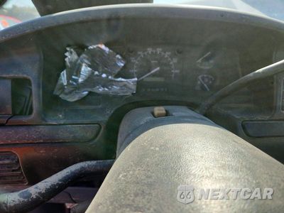 Zdjęcie 9 z 13 samochodu: 1997 FORD F250 VIN:1FTHF26H4VEB34403 - miniatura
