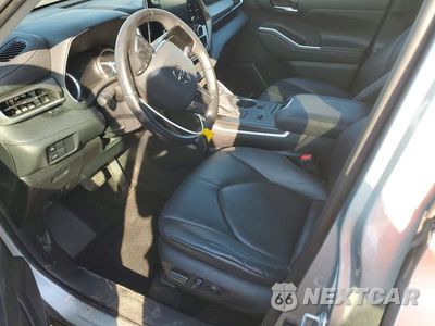Zdjęcie 7 z 12 samochodu: 2020 TOYOTA HIGHLANDER HYBRID XLE VIN:5TDHBRCH5LS502619 - miniatura