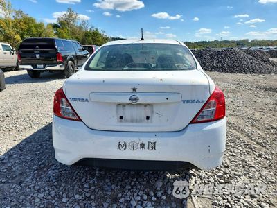 Zdjęcie 6 z 12 samochodu: 2016 NISSAN VERSA 1.6 S VIN:3N1CN7AP5GL917115 - miniatura