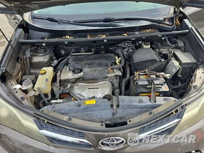 Zdjęcie 12 z 13 samochodu: 2015 TOYOTA RAV4 XLE VIN:2T3WFREV2FW193290 - miniatura
