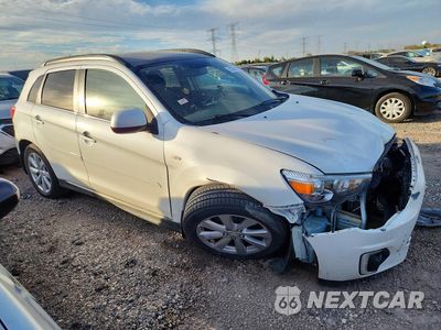 Czwarte zdjęcie samochodu z boku: 2015 MITSUBISHI OUTLANDER MAX 650 VIN:4A4AR4AU7FE052961 - miniatura