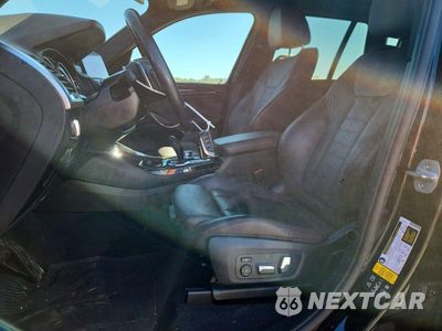 Zdjęcie 7 z 13 samochodu: 2019 BMW X3 XDRIVE30I VIN:5UXTR9C58KLP90632 - miniatura