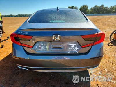 Zdjęcie 6 z 13 samochodu: 2018 HONDA ACCORD EX VIN:1HGCV1F41JA259558 - miniatura