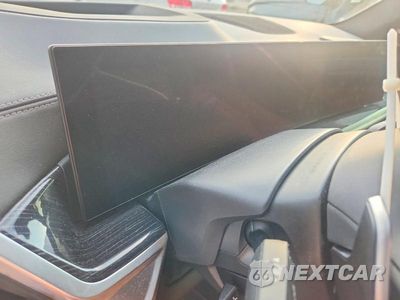 Zdjęcie 9 z 13 samochodu: 2024 BMW X7 XDRIVE40I VIN:5UX23EM07R9V96478 - miniatura