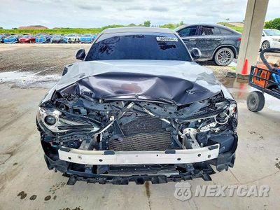 Piąte zdjęcie samochodu w środku: 2019 ALFA ROMEO GIULIA VIN:ZARFAMANXK7599319 - miniatura