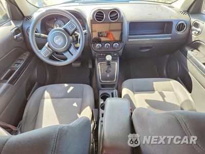 Zdjęcie 8 z 13 samochodu: 2015 JEEP PATRIOT SPORT VIN:1C4NJPBB3FD361993 - miniatura