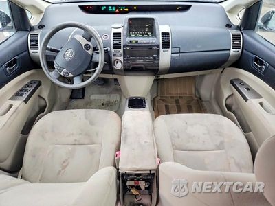 Zdjęcie 8 z 12 samochodu: 2007 TOYOTA PRIUS BASE VIN:JTDKB20U977551420 - miniatura