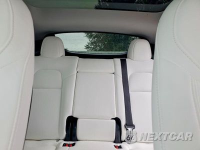Zdjęcie 10 z 13 samochodu: 2020 TESLA MODEL Y VIN:5YJYGDEF2LF023840 - miniatura