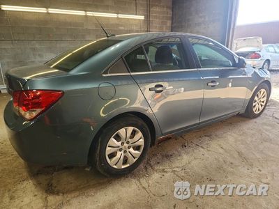 Trzecie zdjęcie samochodu z tyłu: 2012 CHEVROLET CRUZE LS VIN:1G1PC5SH2C7308023 - miniatura