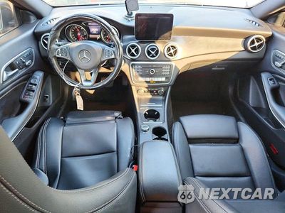 Zdjęcie 8 z 12 samochodu: 2018 MERCEDES-BENZ CLA 250 VIN:WDDSJ4EB7JN517586 - miniatura