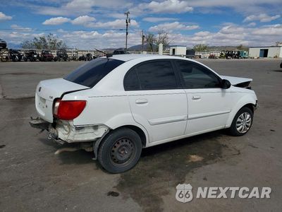 Trzecie zdjęcie samochodu z tyłu: 2010 KIA RIO BASE VIN:KNADH4A32A6688007 - miniatura