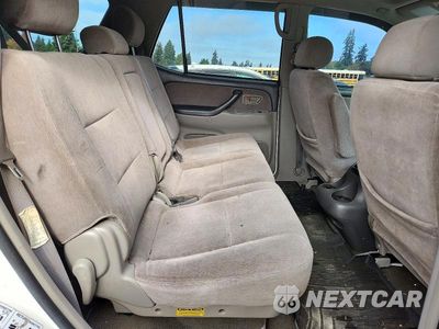 Zdjęcie 11 z 13 samochodu: 2003 TOYOTA SEQUOIA SR5 VIN:5TDBT44A83S157903 - miniatura