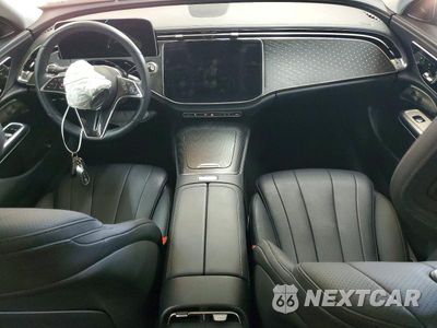 Zdjęcie 8 z 12 samochodu: 2025 MERCEDES-BENZ E 350 4MATIC VIN:W1KLF4HB4SA135252 - miniatura