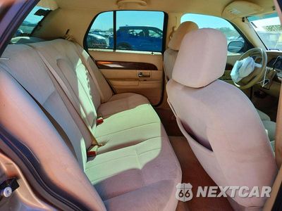 Zdjęcie 10 z 13 samochodu: 2006 MERCURY GRAND MARQUIS GS VIN:2MEFM74V16X617073 - miniatura