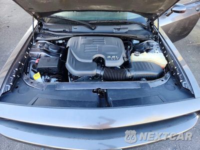 Zdjęcie 11 z 13 samochodu: 2018 DODGE CHALLENGER SXT VIN:2C3CDZAG4JH237545 - miniatura