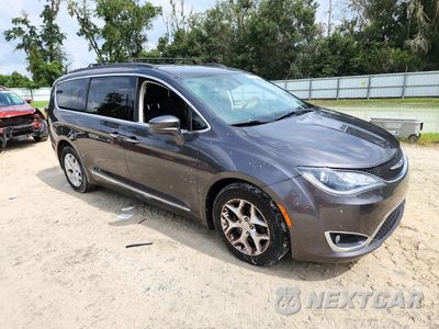 Czwarte zdjęcie samochodu z boku: 2017 CHRYSLER PACIFICA TOURING L VIN:2C4RC1BG9HR534338 - miniatura