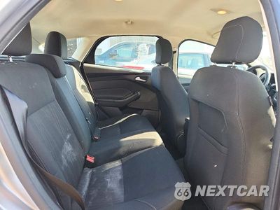 Zdjęcie 10 z 12 samochodu: 2018 FORD FOCUS SE VIN:1FADP3K21JL233789 - miniatura