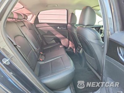 Zdjęcie 10 z 12 samochodu: 2019 KIA FORTE EX VIN:3KPF54AD4KE028396 - miniatura