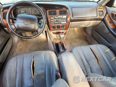 Zdjęcie 8 z 12 samochodu: 1996 TOYOTA AVALON XL VIN:4T1BF12B7TU124836 - miniatura