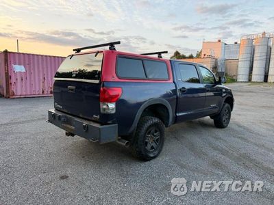 Czwarte zdjęcie samochodu z boku: 2007 TOYOTA TUNDRA CREWMAX SR5 VIN:5TBDV54167S462078 - miniatura
