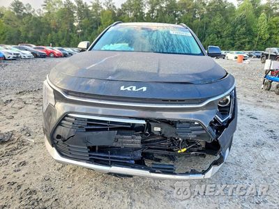 Piąte zdjęcie samochodu w środku: 2025 KIA NIRO LX VIN:KNDCP3LE5S5304755 - miniatura