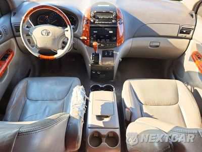 Zdjęcie 8 z 13 samochodu: 2007 TOYOTA SIENNA XLE LIMITED 7-PASSENGER VIN:5TDZK22CX7S089751 - miniatura
