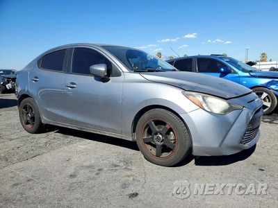Czwarte zdjęcie samochodu z boku: 2016 SCION IA BASE VIN:3MYDLBZV7GY137828 - miniatura