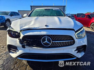 Piąte zdjęcie samochodu w środku: 2022 MERCEDES-BENZ E 350 VIN:W1KZF8DB4NB087032 - miniatura