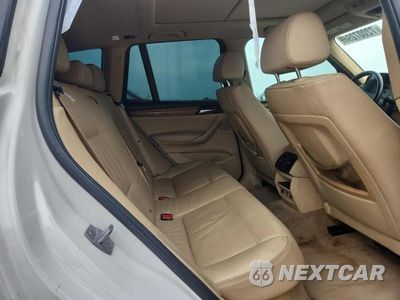 Zdjęcie 11 z 13 samochodu: 2014 BMW X3 XDRIVE28I VIN:5UXWX9C58E0D38837 - miniatura