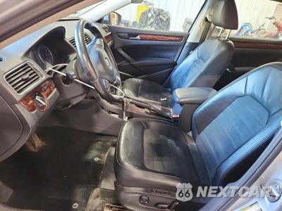 Zdjęcie 7 z 12 samochodu: 2013 VOLKSWAGEN PASSAT SEL VIN:1VWCN7A36DC052895 - miniatura