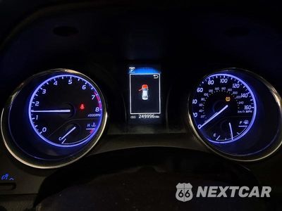 Zdjęcie 9 z 12 samochodu: 2019 TOYOTA CAMRY SE VIN:4T1B11HK9KU227972 - miniatura