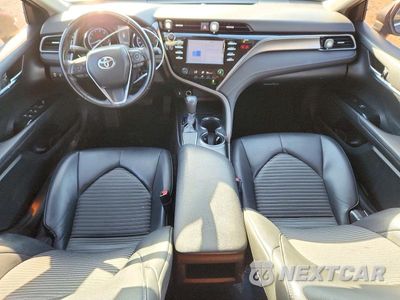 Zdjęcie 8 z 12 samochodu: 2019 TOYOTA CAMRY L VIN:4T1B11HK5KU229878 - miniatura